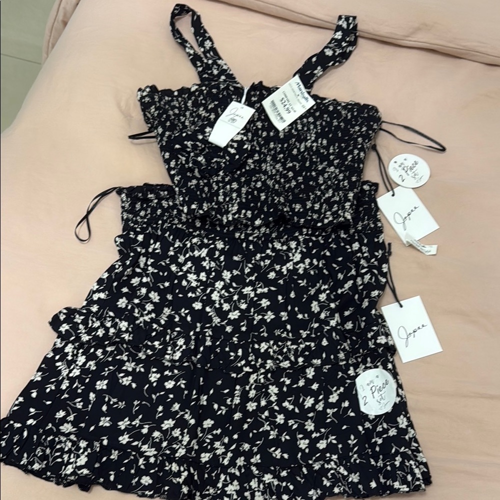 Japna Black and White Floral Mini Skirt